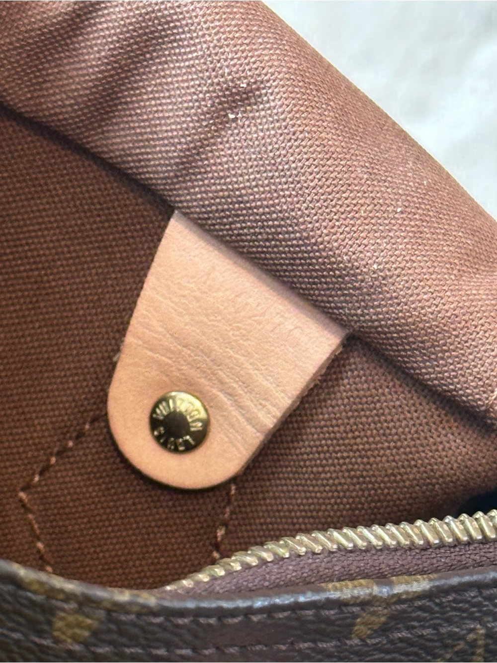 Louis Vuitton Brown Monogram Speedy Bandouliere 25 - Picture 12 of 16